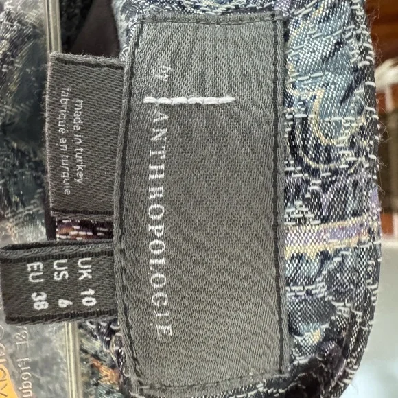 Elegant Gray Patterned Women's Skirt - Picture 3 of 3